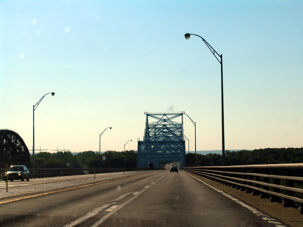 gal/holiday/USA 2006 - Miscellaneous/Bridge over Delaware_IMG_0855.jpg